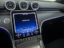 Mercedes-Benz C-klasse 300 e AMG Line | Lichtmetalen velgen | Panoramadak | Navigatie | 360 grade camera | Parking support | Inclusief 24 maanden MB Certified garantie voor Europa.