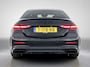 Mercedes-Benz C-klasse 300 e AMG Line | Lichtmetalen velgen | Panoramadak | Navigatie | 360 grade camera | Parking support | Inclusief 24 maanden MB Certified garantie voor Europa.