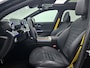 Mercedes-Benz C-klasse 300 e AMG Line | Lichtmetalen velgen | Panoramadak | Navigatie | 360 grade camera | Parking support | Inclusief 24 maanden MB Certified garantie voor Europa.