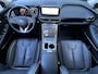 Hyundai Santa Fe 1.6 T-GDI PHEV Premium Sky 265 pk Automaat / Dealer onderhouden / EAER bereik 58 km / Afn. trekhaak 1.350kg / Stuur-, stoel- en achterbankverwarming / Stoelventilatie / Elektr. klep /
