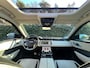 Land Rover Range Rover Velar 2.0 I4 AWD R-Dynamic SE | Pano | Meridian | Trekhaak | 22'' Inch