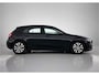 Mercedes-Benz A-klasse 160 Business Solution Lichtmetalen velgen | wide screen | Navigatie | Parking support met camera achter | Inclusief 24 maanden Mercedes-Benz Certified garantie voor Europa.