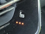 Peugeot 208 1.2 PureTech 100 Allure Handgeschakeld / Stoelverwarming / Keyless Entry/Start / Rondomzicht camera / Navigatie via Apple Carplay of Android Auto / Lichtmetalen wielen 16“ /