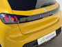 Peugeot 208 1.2 PureTech 100 Allure Handgeschakeld / Stoelverwarming / Keyless Entry/Start / Rondomzicht camera / Navigatie via Apple Carplay of Android Auto / Lichtmetalen wielen 16“ /