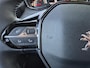 Peugeot 208 1.2 PureTech 100 Allure Handgeschakeld / Stoelverwarming / Keyless Entry/Start / Rondomzicht camera / Navigatie via Apple Carplay of Android Auto / Lichtmetalen wielen 16“ /