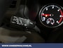 Volkswagen Crafter 2.0 TDI 141pk L3H2 (Oude L2H1) Euro6 Airco | Camera | Apple Carplay | 3000kg Trekhaak | Cruisecontrol Android Auto, Parkeersensoren, Bijrijdersbank