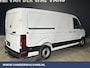 Volkswagen Crafter 2.0 TDI 141pk L3H2 (Oude L2H1) Euro6 Airco | Camera | Apple Carplay | 3000kg Trekhaak | Cruisecontrol Android Auto, Parkeersensoren, Bijrijdersbank