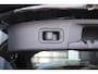 Mercedes-Benz GLA 180 Premium Luxury Line Automaat | Distronic | Achteruitrijcamera | Spoorassistent | Panoramadak | Trekhaak | Stoelverwarming