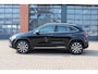Mercedes-Benz GLA 180 Premium Luxury Line Automaat | Distronic | Achteruitrijcamera | Spoorassistent | Panoramadak | Trekhaak | Stoelverwarming