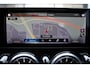 Mercedes-Benz GLA 180 Premium Luxury Line Automaat | Distronic | Achteruitrijcamera | Spoorassistent | Panoramadak | Trekhaak | Stoelverwarming
