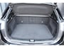 Mercedes-Benz GLA 180 Premium Luxury Line Automaat | Distronic | Achteruitrijcamera | Spoorassistent | Panoramadak | Trekhaak | Stoelverwarming