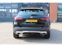 Mercedes-Benz GLA 180 Premium Luxury Line Automaat | Distronic | Achteruitrijcamera | Spoorassistent | Panoramadak | Trekhaak | Stoelverwarming