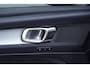 Volvo XC40 T5 Plug-in hybrid Ultimate Bright Automaat| Adaptive Cruise | Pilot Assist | PanoramaDak | 360° Camera | Leder Interieur | Elektrische Stoelen voor incl Memory | Harman & Kardon Premium Audio | 19" Inch Lmv | All Seasons Banden|