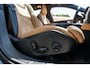 Volvo V60 2.0 T6 Recharge AWD Inscription Expression Panoramadak I Trekhaak I Adap Cruise I Harman Kardon I Stuurverwarming I 19"