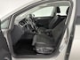 Volkswagen Golf 1.0 TSI Carplay Clima LED Trekhaak Navi Adaptive Cruise DAB+ PDC 16"LMV Stoelverw.
