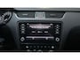 Skoda Octavia Combi 1.0 TSI 116pk DSG Greentech Ambition Business Leder-Stof Stoelverwarming Navigatie Parkeersensoren
