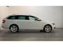 Skoda Octavia Combi 1.0 TSI 116pk DSG Greentech Ambition Business Leder-Stof Stoelverwarming Navigatie Parkeersensoren