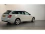 Skoda Octavia Combi 1.0 TSI 116pk DSG Greentech Ambition Business Leder-Stof Stoelverwarming Navigatie Parkeersensoren