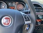Fiat Punto Evo 1.4 Dynamic / 5-Deurs / Automaat / 143.000 KM / Stoelverwarming / Cruise-Control / Airco / Elektr.-Ramen Voor / Armsteun-Voor / PDC-Achter / 15'' LMV / All-Season / ENZ.