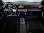 Mercedes-Benz A-klasse 200 AMG BLACKPACK Pano Burmester Multibeam Sfeer