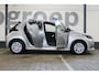 Toyota Yaris 1.5 Hybrid Active | Incl. 12 maanden garantie | 1ste eigenaar | 100% dealer onderhouden | Cruise control | Climate control | Lane assist | Parkeercamera |