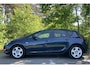 Opel Astra 1.4 Edition, Xenon, Sportstoelen, Navigatie, Trekhaak, PDC, Airco, Cruise control.