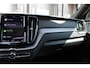 Volvo XC60 T6 350PK Plug-in hybrid Ultra Black Edition | Luchtvering | Bowers & Wilkins premium audio | 360° parkeercamera | Nappa lederen bekleding | Head-up display | Parkeerverwarming | BLIS | Adaptive cruise