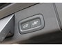 Volvo XC60 T6 350PK Plug-in hybrid Ultra Black Edition | Luchtvering | Bowers & Wilkins premium audio | 360° parkeercamera | Nappa lederen bekleding | Head-up display | Parkeerverwarming | BLIS | Adaptive cruise