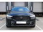 Volvo XC60 T6 350PK Plug-in hybrid Ultra Black Edition | Luchtvering | Bowers & Wilkins premium audio | 360° parkeercamera | Nappa lederen bekleding | Head-up display | Parkeerverwarming | BLIS | Adaptive cruise