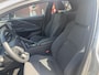 Toyota C-HR 1.8 Hybrid 140 BLIND SPOT KEYLESS 17'' LM-VELGEN CAMERA NAVI AD-CRUISE APPLE/ANDROID NL-AUTO