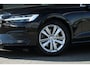 Volvo V60 B4 Momentum Business | Adaptive Cruise | Stuur/Stoelverwarming | Leder | Getint Glas |Trekhaak