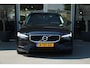 Volvo V60 B4 Momentum Business | Adaptive Cruise | Stuur/Stoelverwarming | Leder | Getint Glas |Trekhaak