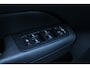Volvo V60 B4 Momentum Business | Adaptive Cruise | Stuur/Stoelverwarming | Leder | Getint Glas |Trekhaak