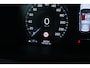 Volvo V60 B4 Momentum Business | Adaptive Cruise | Stuur/Stoelverwarming | Leder | Getint Glas |Trekhaak