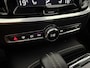 Volvo V60 2.0 T8 Twin Engine AWD R-Design 392PK Pano LED Virtual Trekhaak Memory Carplay Head-up Clima Cruise Navi PDC 19''LMV