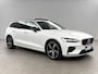 Volvo V60 2.0 T8 Twin Engine AWD R-Design 392PK Pano LED Virtual Trekhaak Memory Carplay Head-up Clima Cruise Navi PDC 19''LMV