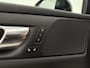 Volvo V60 2.0 T8 Twin Engine AWD R-Design 392PK Pano LED Virtual Trekhaak Memory Carplay Head-up Clima Cruise Navi PDC 19''LMV
