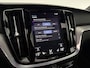 Volvo V60 2.0 T8 Twin Engine AWD R-Design 392PK Pano LED Virtual Trekhaak Memory Carplay Head-up Clima Cruise Navi PDC 19''LMV