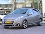 Peugeot 208 1.2 PureTech Première | Navi / Panoramadak / Climate