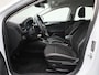 Ford Focus 1.0 EcoBoost Hybrid Connected | Cruise Control | Airco | Navigatie | Parkeersensoren V+A | Apple Carplay/Android Auto |