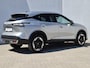 Nissan Qashqai 1.3 MHEV Xtronic N-Connecta Automaat / Cold Pack / Nieuw model / Facelift / Trekgewicht 1800 kg / Apple Carplay Android Auto / Stuur- en Stoelverwarming / Rondomzicht camera / Voorruit verwarming /