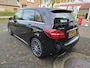 Mercedes-Benz B-klasse 180 Business Solution AMG Upgrade Edition Parkeersensoren,Navi.Trekhaak.Camera.