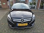 Mercedes-Benz B-klasse 180 Business Solution AMG Upgrade Edition Parkeersensoren,Navi.Trekhaak.Camera.