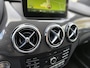 Mercedes-Benz B-klasse 180 Business Solution AMG Upgrade Edition Parkeersensoren,Navi.Trekhaak.Camera.