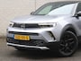Opel Mokka 130pk Turbo Ultimate | AppleCarplay/AndroidAuto | Achteruitrijcamera | Alcantara | Adaptive Cruise | 17" LMV | Blindspot | Privacy Glass |