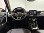 Renault Captur 90PK TCe Techno | 18" Lichtmetalen Velgen | Navi | Climate Control | Apple CarPlay/Android Auto | Camera | Parkeersensoren | Licht & Regen Sensor | Privacy Glass |