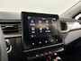 Renault Captur 90PK TCe Techno | 18" Lichtmetalen Velgen | Navi | Climate Control | Apple CarPlay/Android Auto | Camera | Parkeersensoren | Licht & Regen Sensor | Privacy Glass |