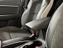 Renault Captur 90PK TCe Techno | 18" Lichtmetalen Velgen | Navi | Climate Control | Apple CarPlay/Android Auto | Camera | Parkeersensoren | Licht & Regen Sensor | Privacy Glass |
