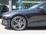 Volvo V60 2.0 B3 Momentum / Bodykit / Sportstoelen
