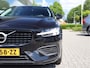 Volvo V60 2.0 B3 Momentum / Bodykit / Sportstoelen